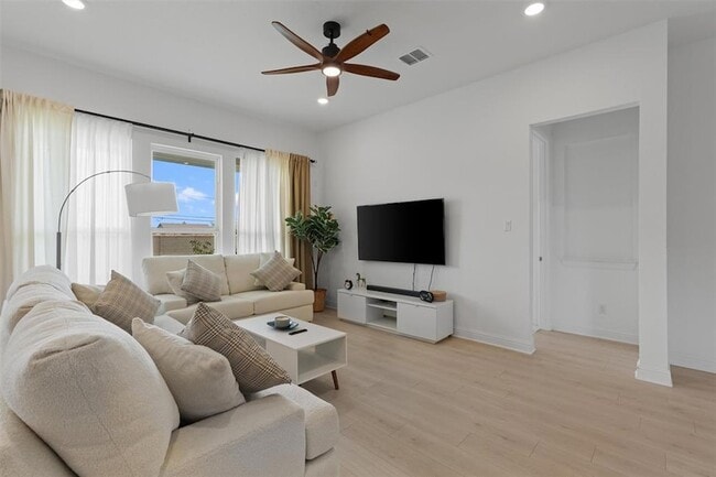 Photo - 20240 Smedley Dr