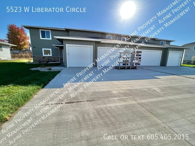 5523 W Liberator Cir