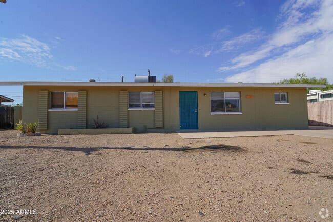 Building Photo - 2461 W Gregory St Rental