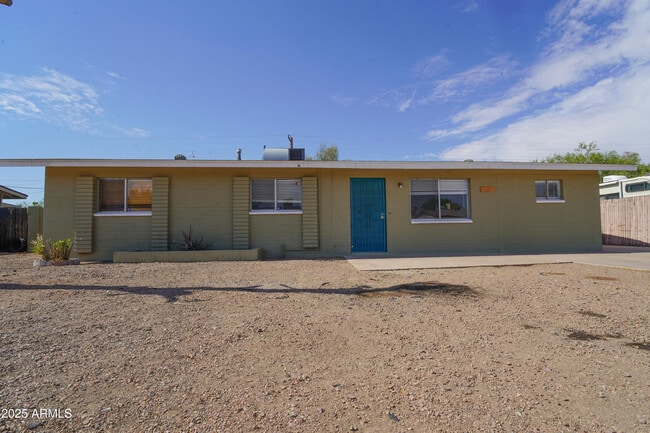Building Photo - 2461 W Gregory St Rental