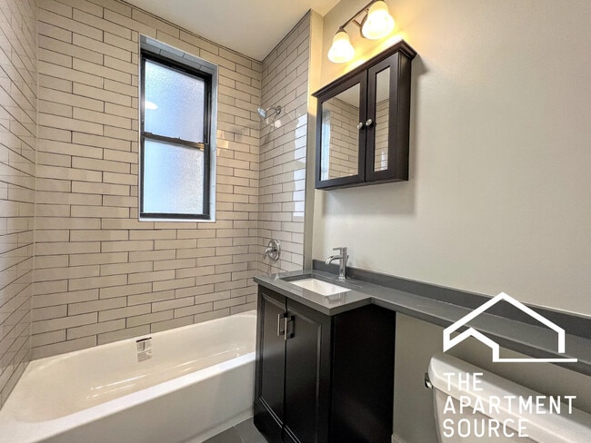 Photo - 4427 N Wolcott Ave