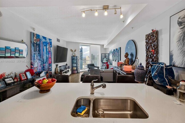 Photo - 1900 N Bayshore Dr Unidad 4508