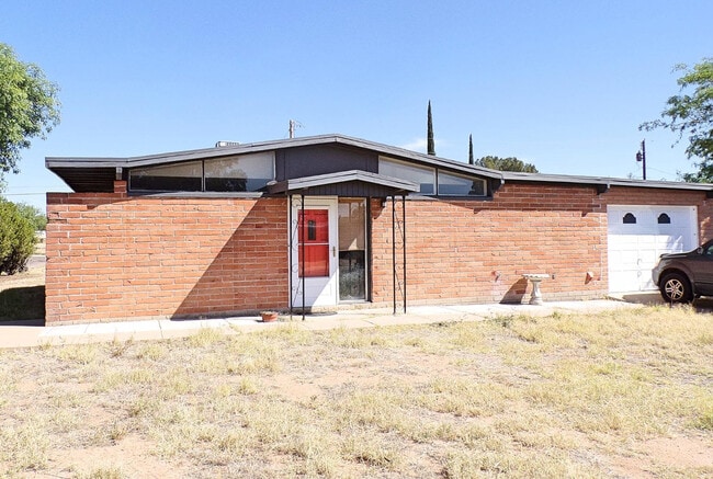 Photo - 4501 Pine Tree Dr