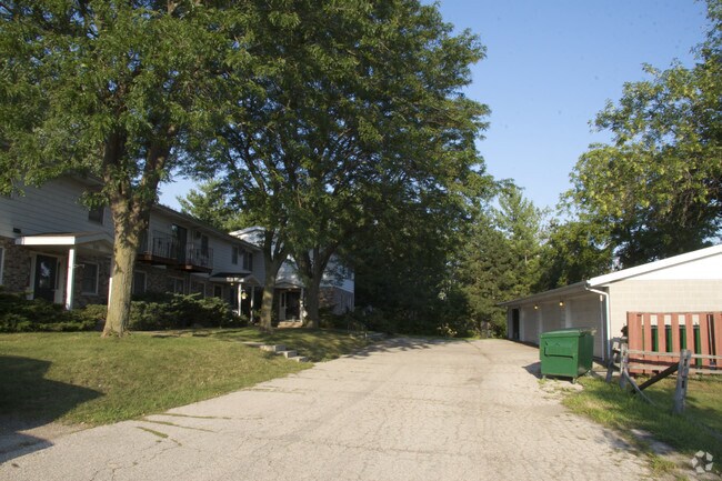 Photo - Mayflower Apartments