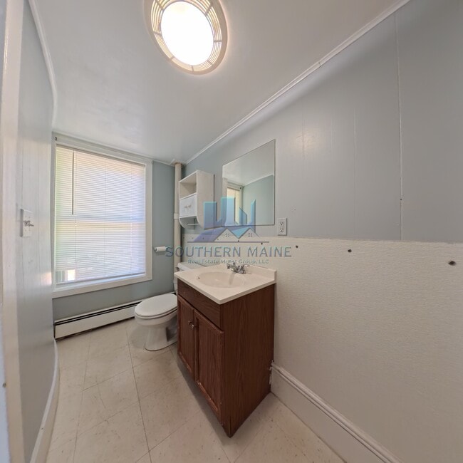 4 Glenwood Ave Unit D