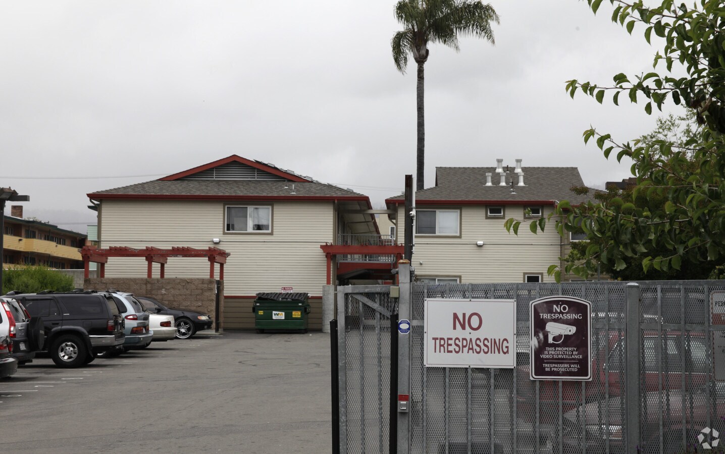 Photo - Oak Park Apartments