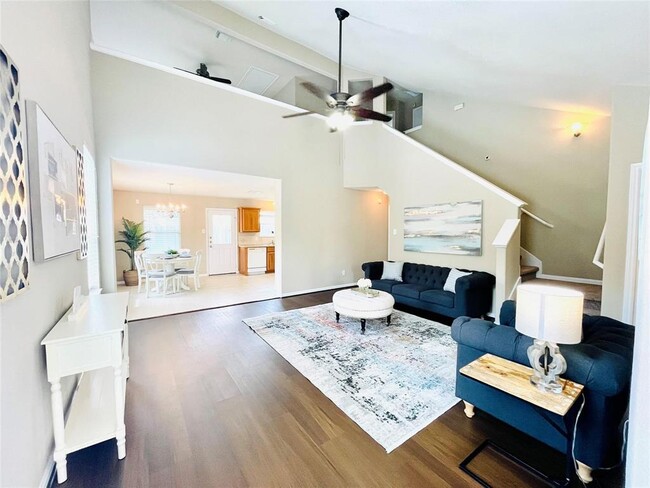 Photo - 6330 Applewood Forest Dr Casa