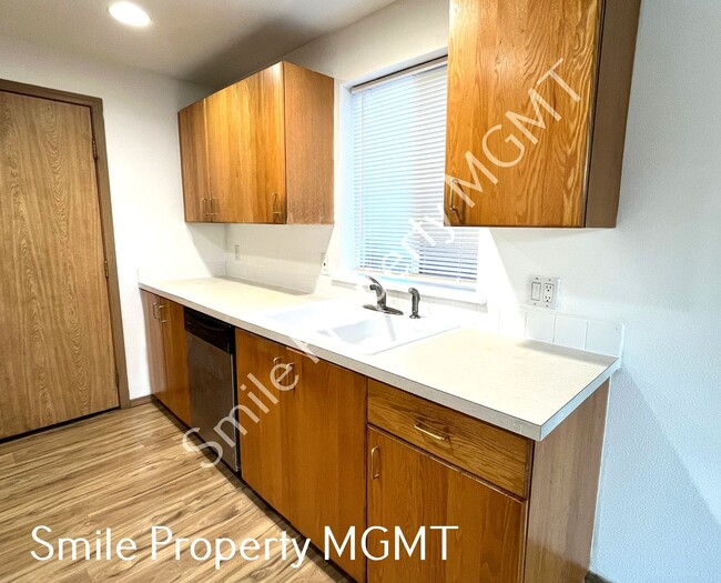 Photo - A nice house with 3 beds rooms and 2.5 baths.