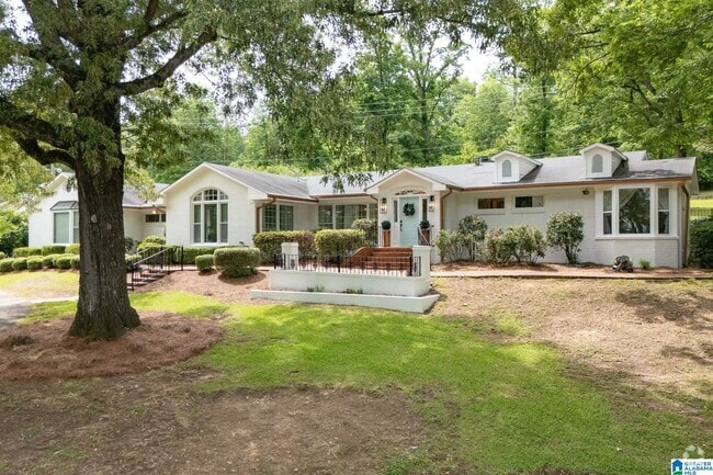 Building Photo - 3208 N Woodridge Rd Rental