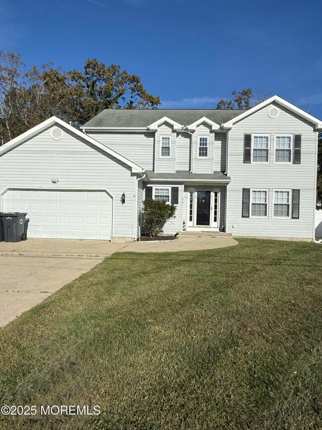 Photo - 90 Atlantis Ave