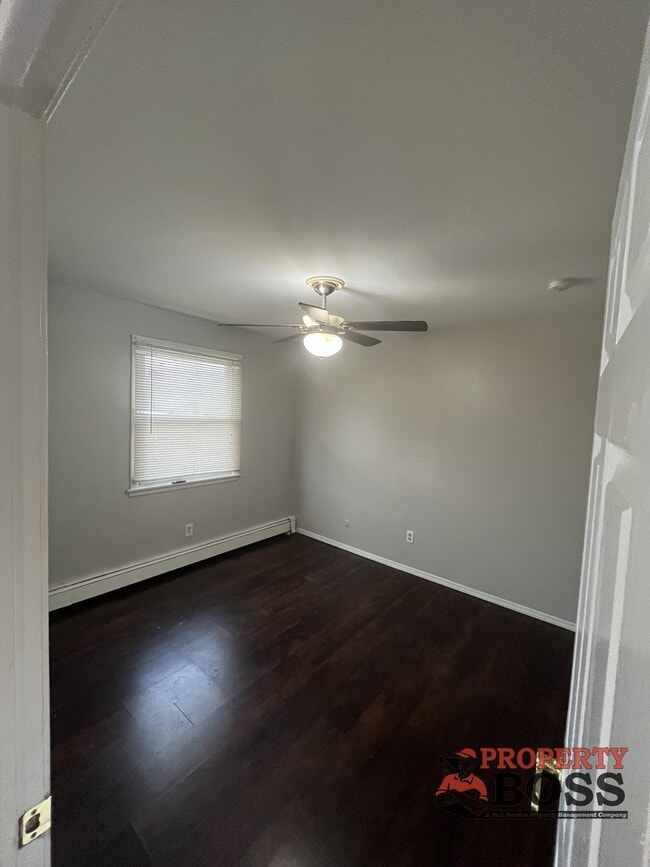 Photo - 342 141st St