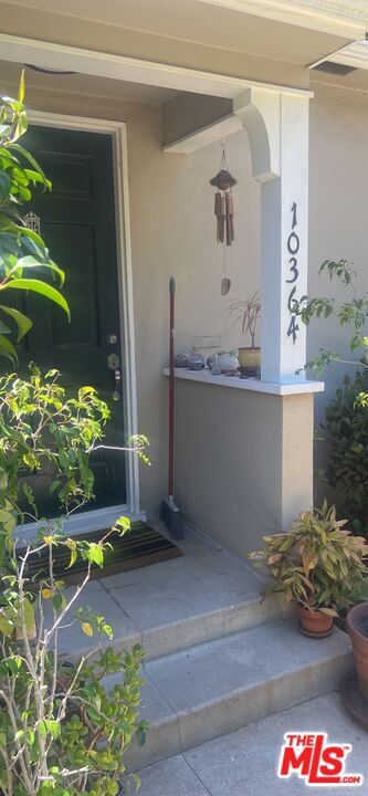 Photo - 10364 Ashton Ave