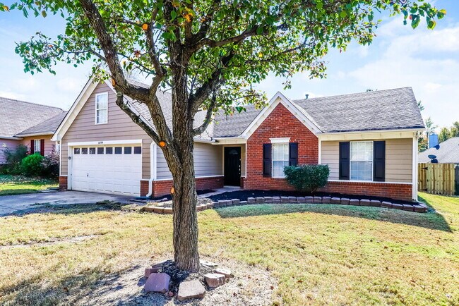 Photo - 6899 Gallop Dr