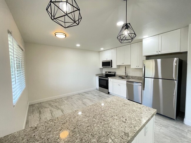 134 N Poplar Avenue