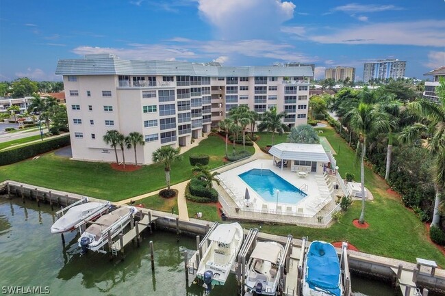 Photo - 270 N Collier Blvd Condominio Unidad 302