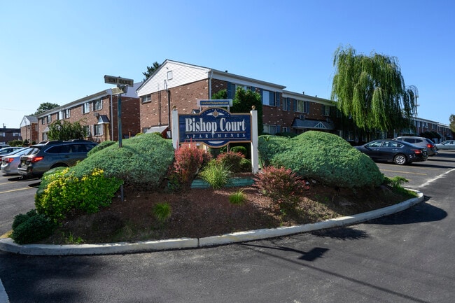 Bishop-Stratford Court Apartments