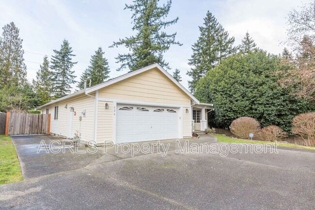 Building Photo - 620 S 192nd Pl Rental