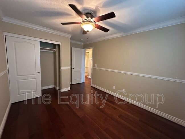 Photo - 3842 W Buena Vista Ave