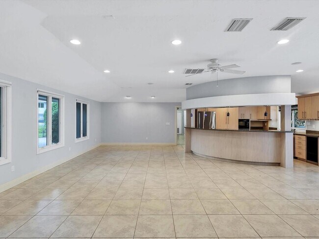 Photo - 3424 Tanglewood Dr