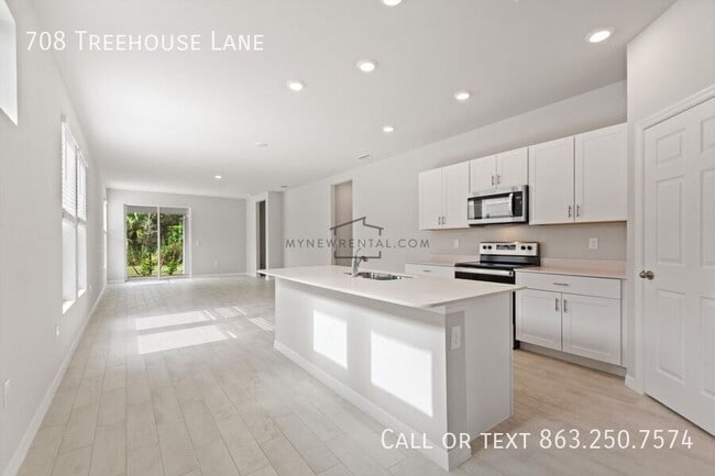 Photo - 708 Treehouse Ln