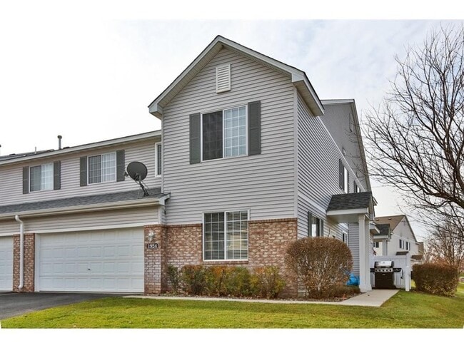 Photo - 1924 Mockingbird Avenue