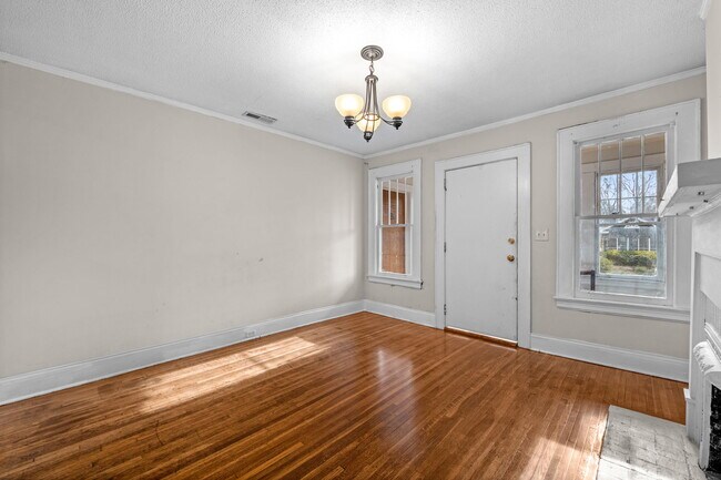 Photo - 444 Walnut Ave