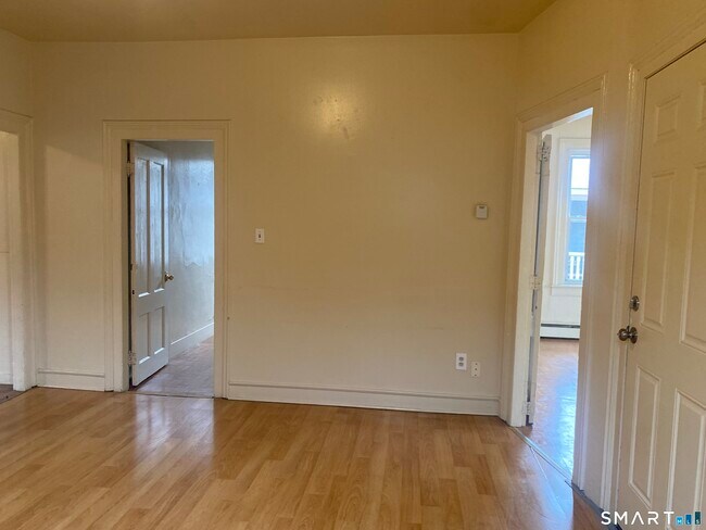 51 Grand St