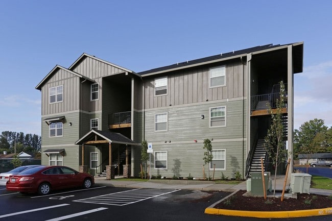 Plumtree Apartments