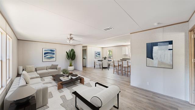 Photo - 207 Woody Rd