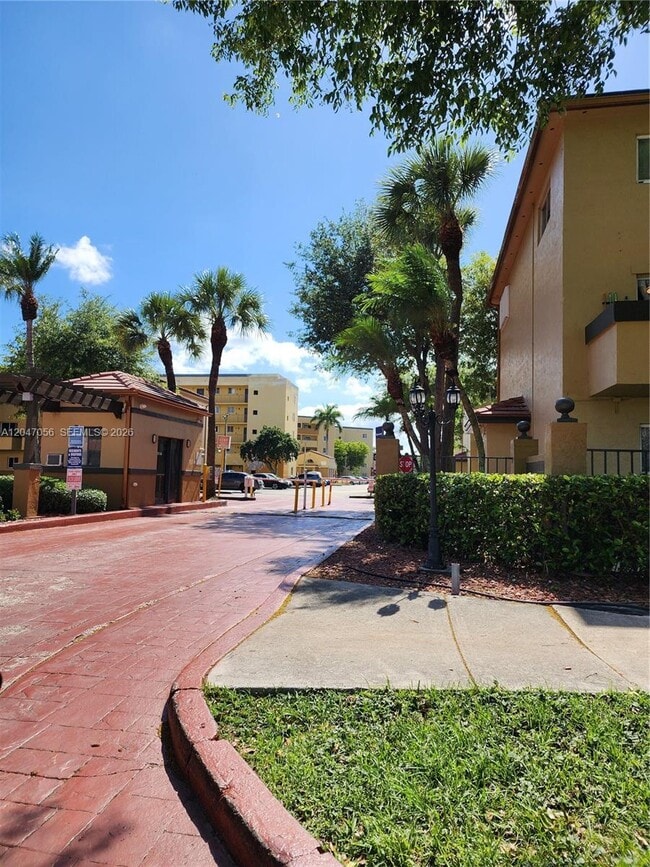 Photo - 14901 SW 82nd Terrace Unit 1-103