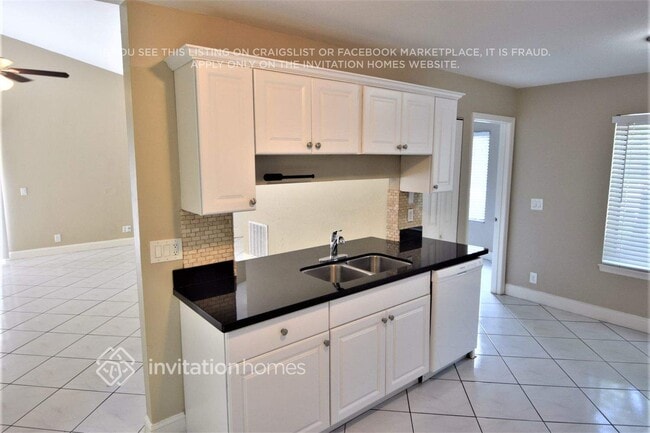 Photo - 9217 NW 49th Pl