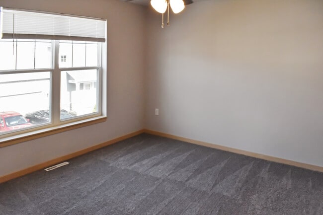 Photo - 6066 Driscoll Dr