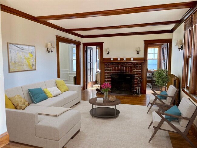 Building Photo - 88 Poplar St Unit 2