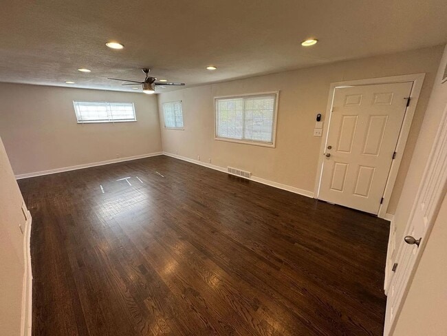 Photo - 1186 Rosemary St