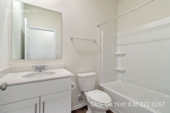 Photo - 10243 Band Wagon