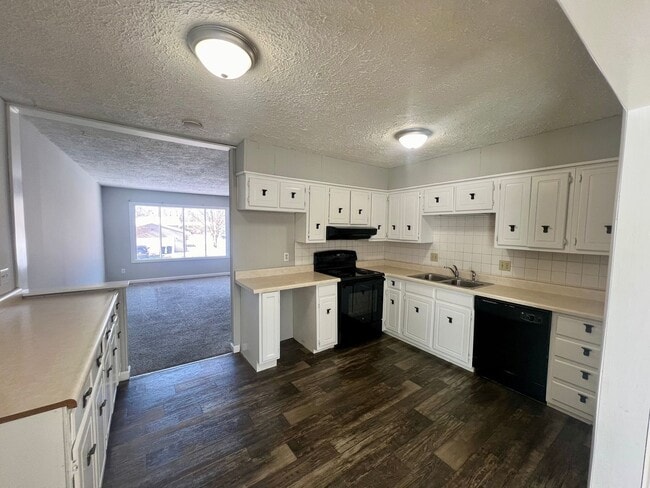 Photo - Split Level 4 Bedroom