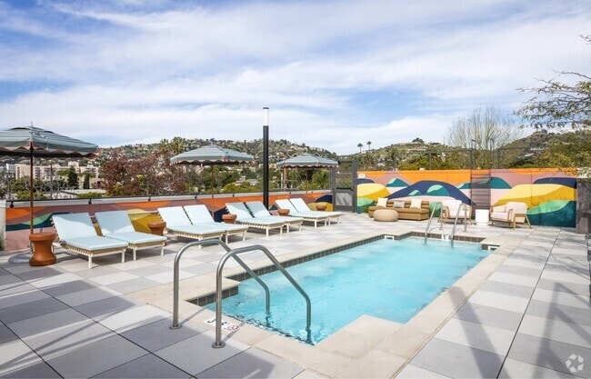 Building Photo - The Charlie WeHo Rental