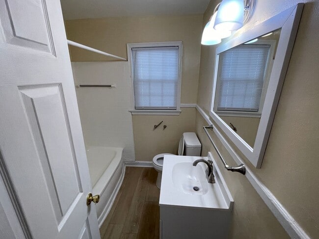 Photo - 2 Bedroom House - Section 8 Accepted