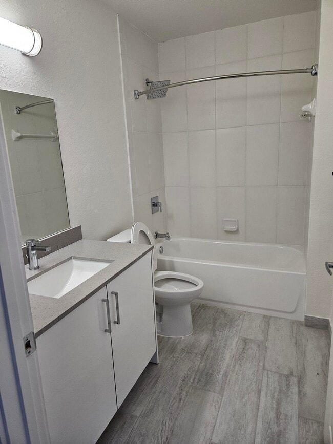 Harbour Springs Apartments Naranja, FL