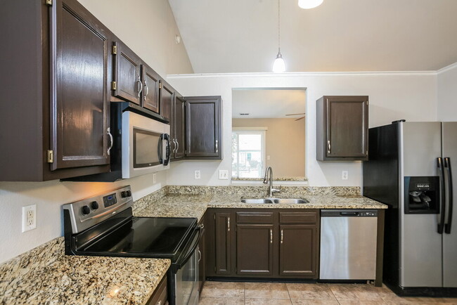 Photo - 1358 Evergreen Dr