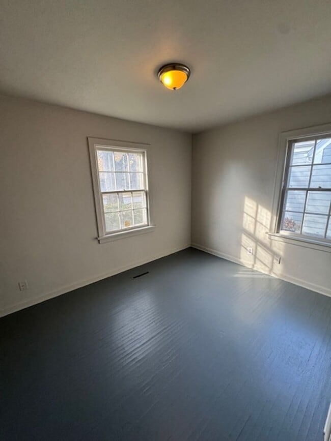 Photo - 1115 Milton St