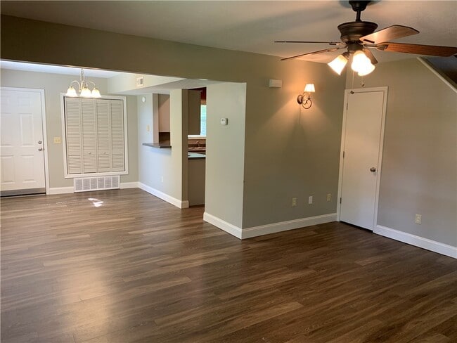 Building Photo - 461 N Garrett St