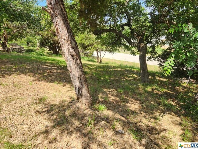 Photo - 891 Roadrunner Spur