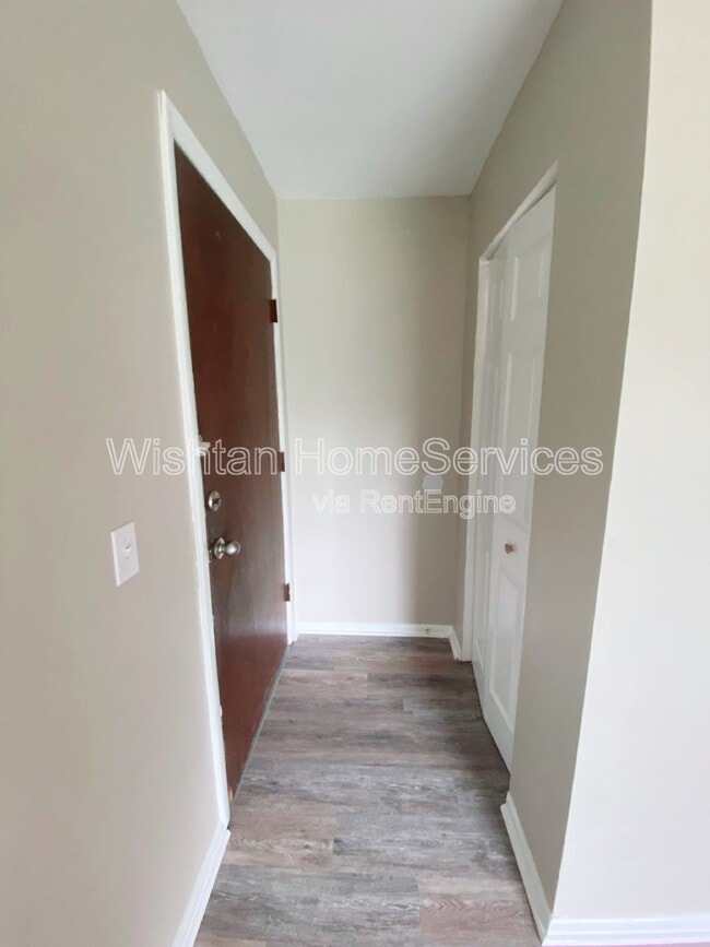 218 Charleston Blvd Unit 1