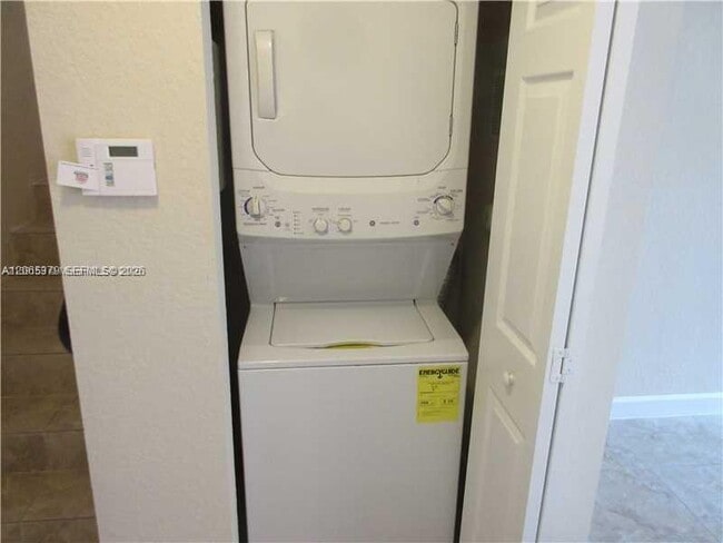 Photo - 11 Antilla Ave Unit B