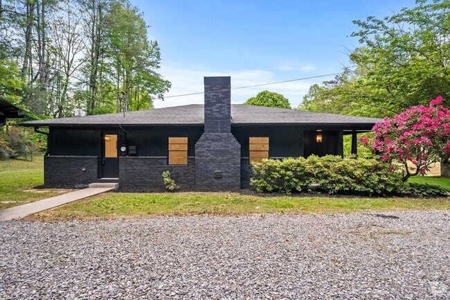 Building Photo - 514 Ash Loop Rd Rental