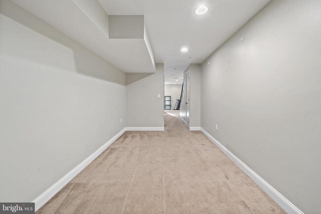 Photo - 1517 Latona St