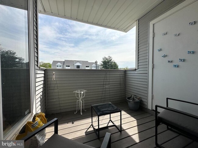 Building Photo - 2145 Wainwright Ct Unit 1A