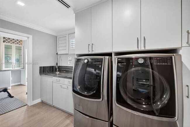 Photo - 3 bedroom in Ft Lauderdale FL 33315