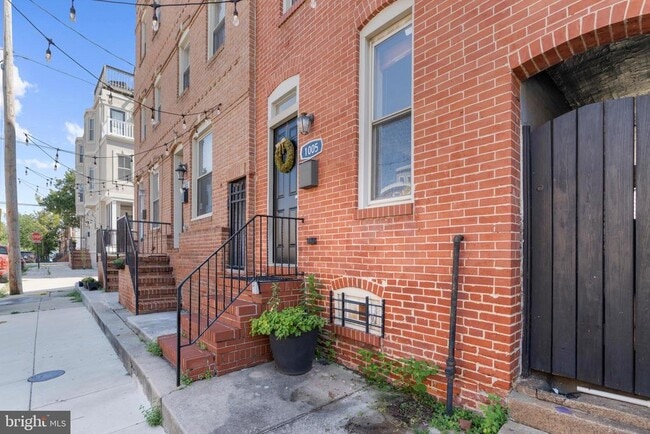 Photo - 1005 Baylis St